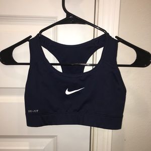 Sports bra